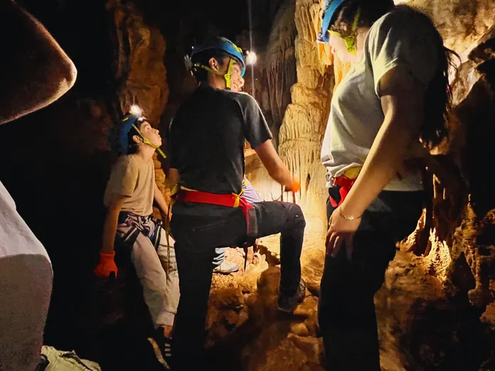 Knights' Cave/Stalactite Cave